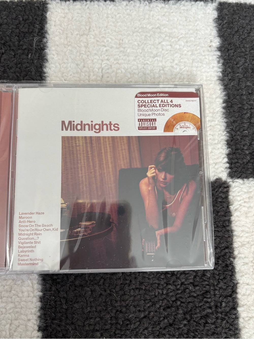 Bundle of Taylor Swift "Midnights" Special Edition CDs - Picture 4 of 4